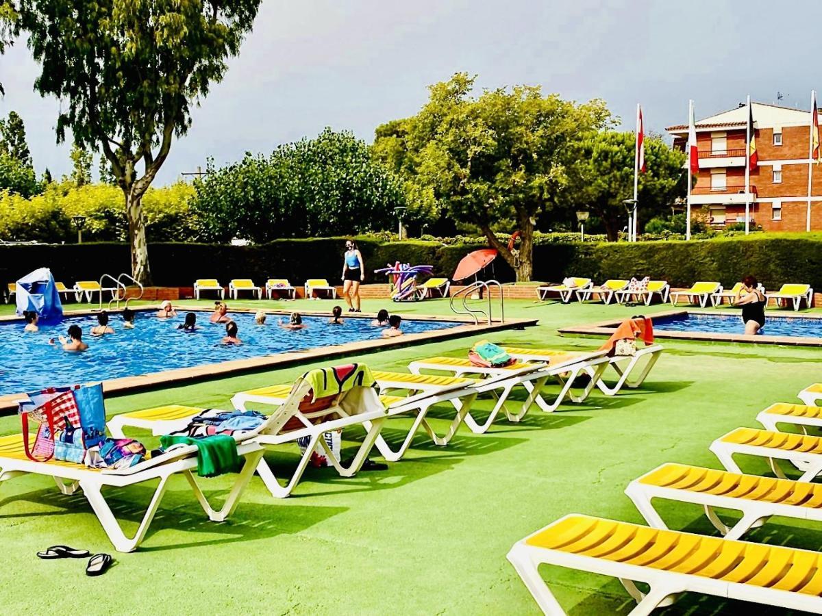 Camping La Sirena-L'Estartit-Mobile Homes By Lifestyle Holidays Exterior photo